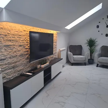 Stef Lux Apartment *